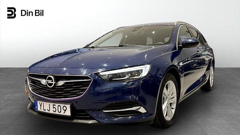 Blå Begagnad 2018 Opel Insignia Kombi | 125 900 kr (Superpris) - Bild 1/4