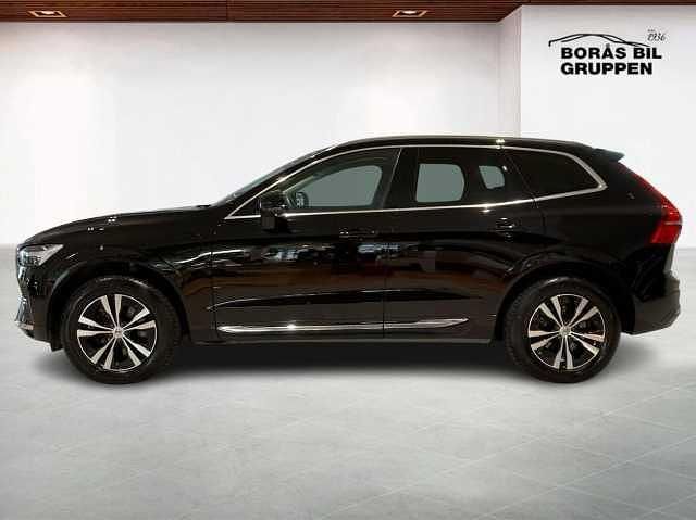 Begagnad Volvo XC60 Core 355 HK (261 kW) 2023 Svart SUV