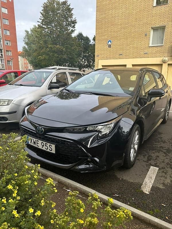 Begagnad 2023 Toyota Corolla Kombi | 220 000 kr (Bra pris) - Bild 1/1