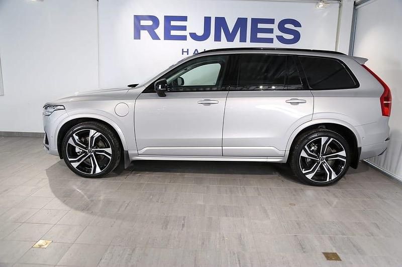 Begagnad Volvo XC90 Ultimate 462 HK (339 kW) 2023 Silver SUV