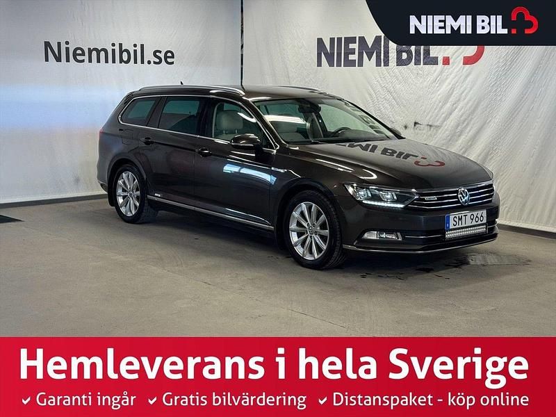 Brun Begagnad 2015 VW Passat GT Kombi | 199 900 kr (Lite dyr) - Bild 1/3