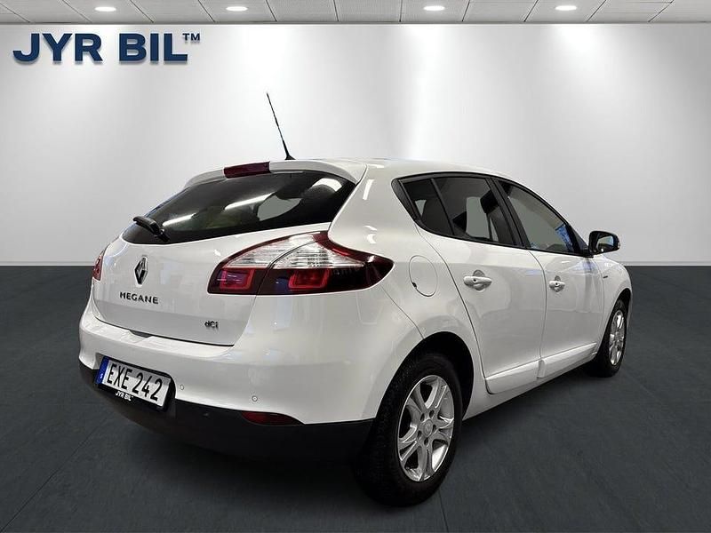Begagnad Renault Mégane III LIMITED 110 HK (80 kW) 2015 Vit