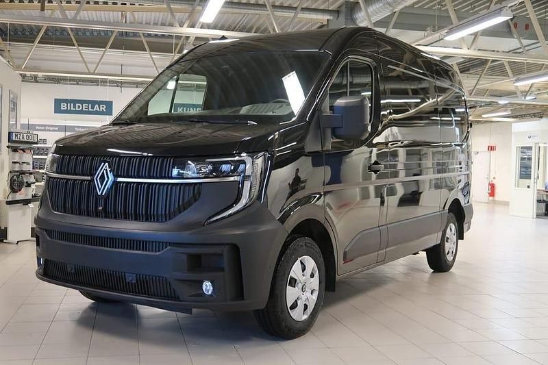 Svart Ny 2025 Renault Master Van | 487 375 kr (Marknadspris) - Bild 1/4