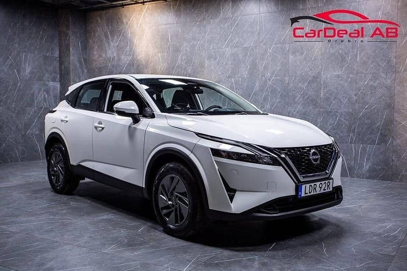 Vit Begagnad 2022 Nissan Qashqai SUV | 219 800 kr (Superpris) - Bild 1/4