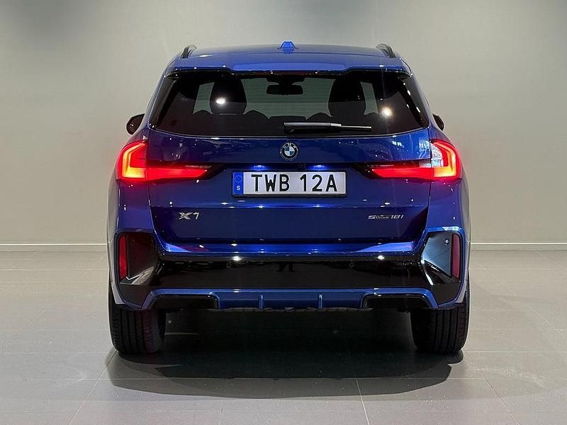 Begagnad BMW X1 M Sport 136 HK (100 kW) 2025 Blå (portimao blå metallic) SUV