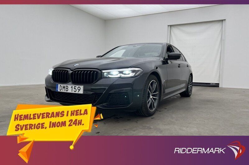 Svart Begagnad 2022 BMW 520 M Sport Sedan | 438 800 kr (Bra pris) - Bild 1/3