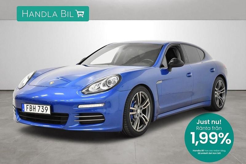 Blå Begagnad 2014 Porsche Panamera 4 Sedan | 339 900 kr (Lite dyr) - Bild 1/3