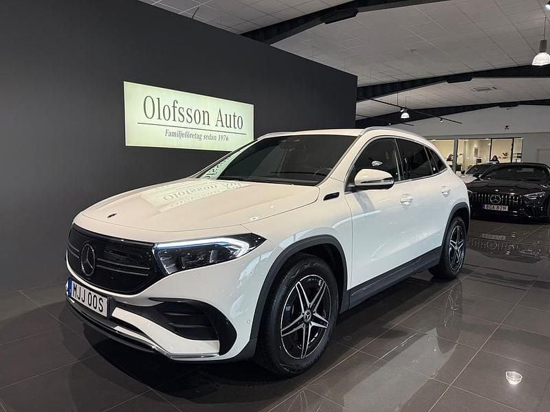 Begagnad Mercedes EQA250 AMG 2022 Vit SUV