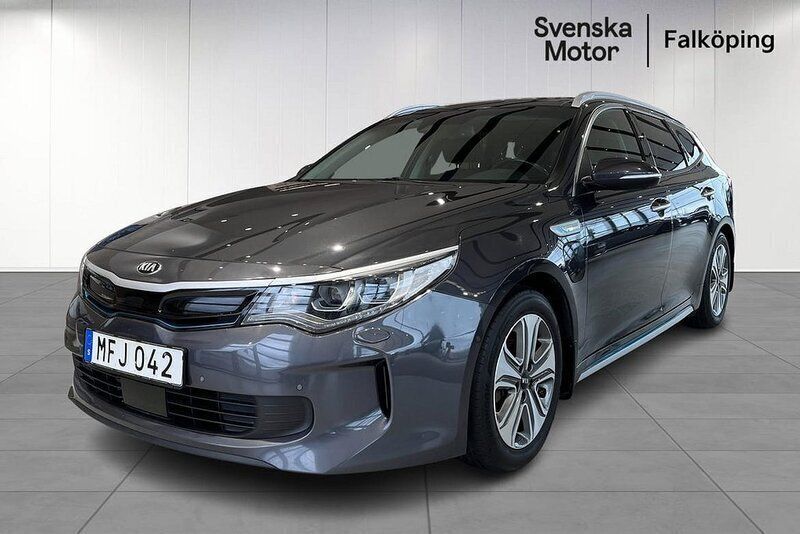 Grå Begagnad 2018 Kia Optima Hybrid Sport Sedan | 189 900 kr (Marknadspris) - Bild 1/4