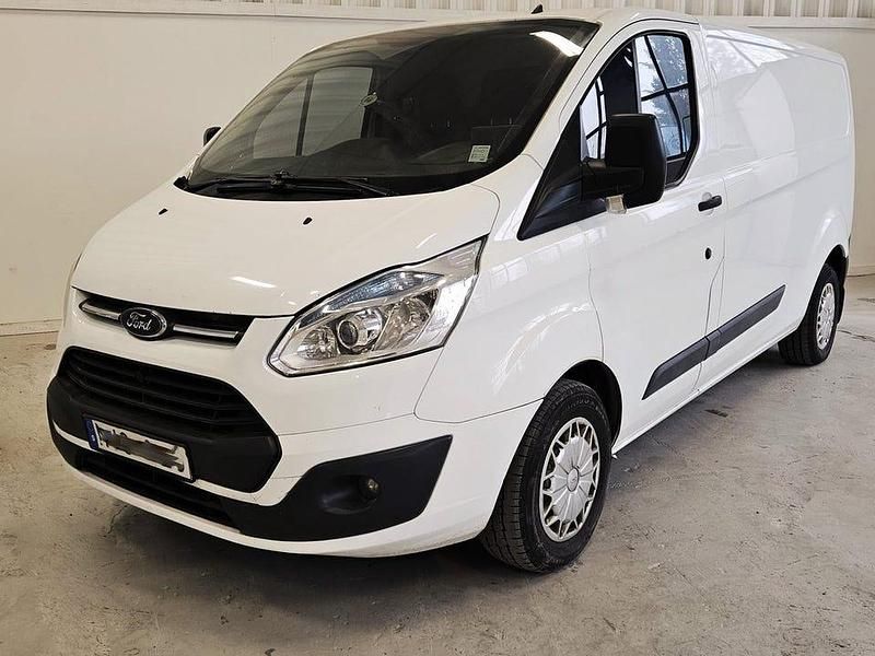 Vit Begagnad 2013 Ford Transit Van | 120 000 kr (Dyr) - Bild 1/4
