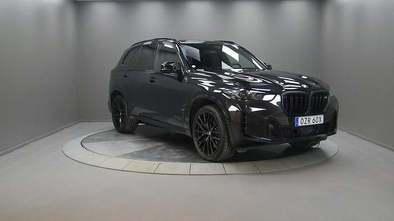 Svart Begagnad 2024 BMW X5 M Sport SUV | 1 044 000 kr (Marknadspris) - Bild 1/4