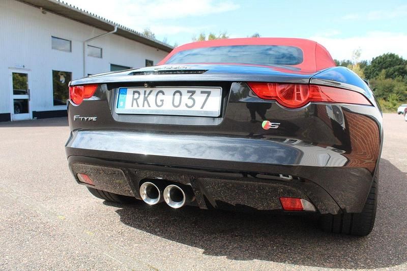 Begagnad Jaguar F-Type S 381 HK (280 kW) 2013 Mörkgrå Cab