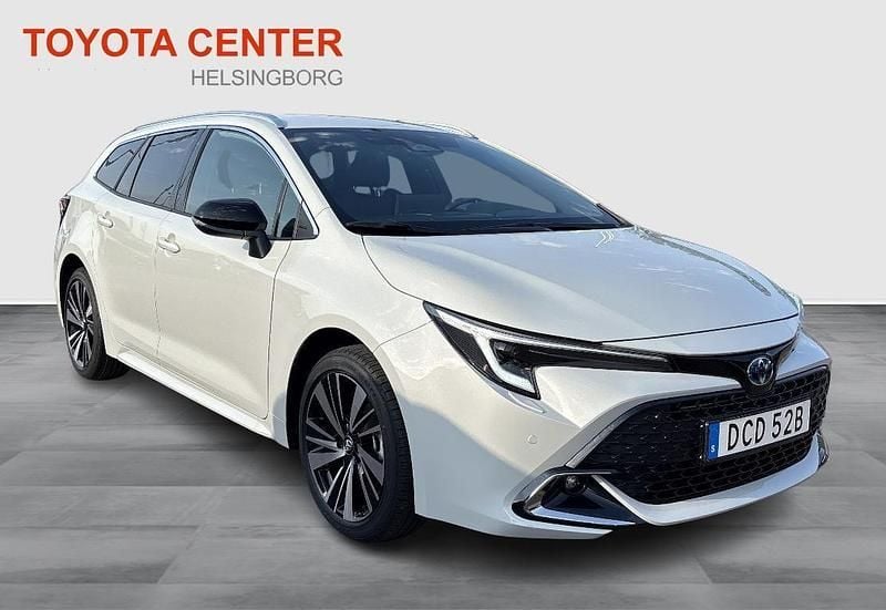 Begagnad Toyota Corolla Style 142 HK (104 kW) 2024 Mörkgrå Kombi