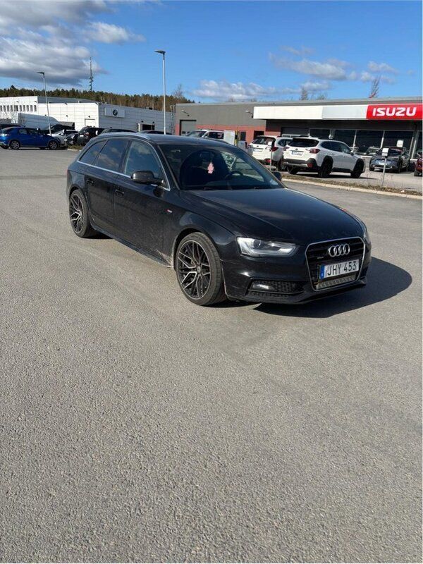 Svart Begagnad 2014 Audi A4 Kombi | 90 000 kr (Bra pris) - Bild 1/4