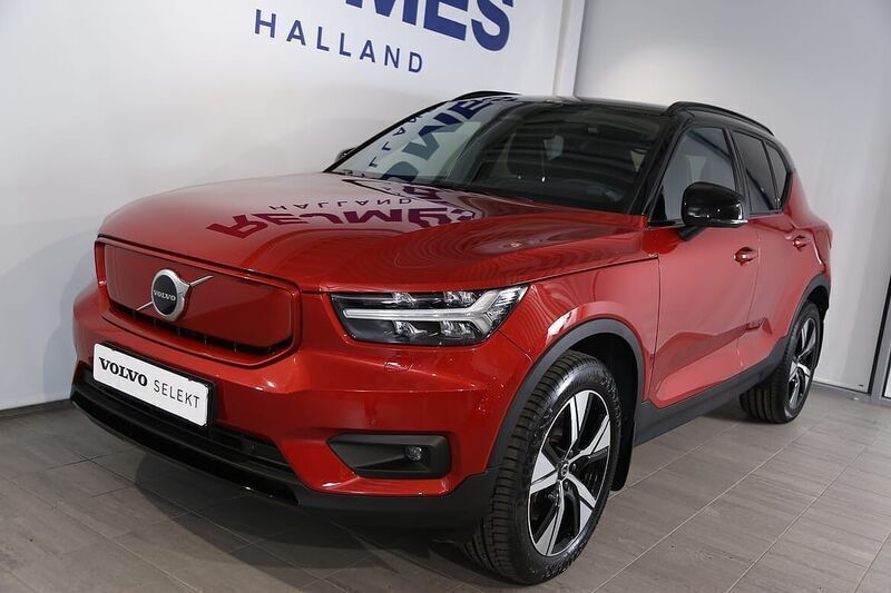 Röd Begagnad 2021 Volvo XC40 Plus SUV | 389 500 kr - Bild 1/4