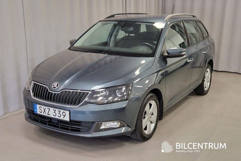 Mörkgrå (grå) Begagnad 2018 Skoda Fabia Style Kombi | 108 900 kr (Marknadspris) - Bild 1/4