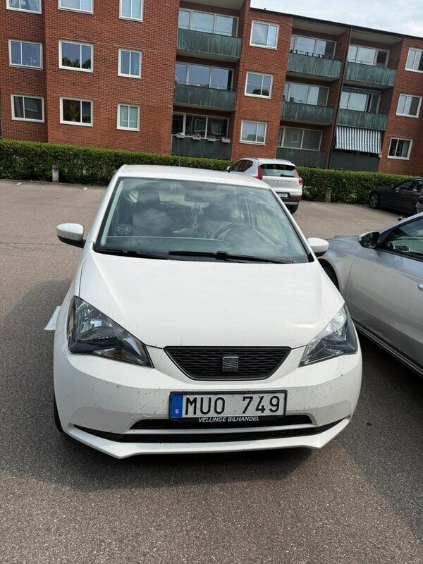 Begagnad 2013 Seat Mii Halvkombi | 35 000 kr - Bild 1/3