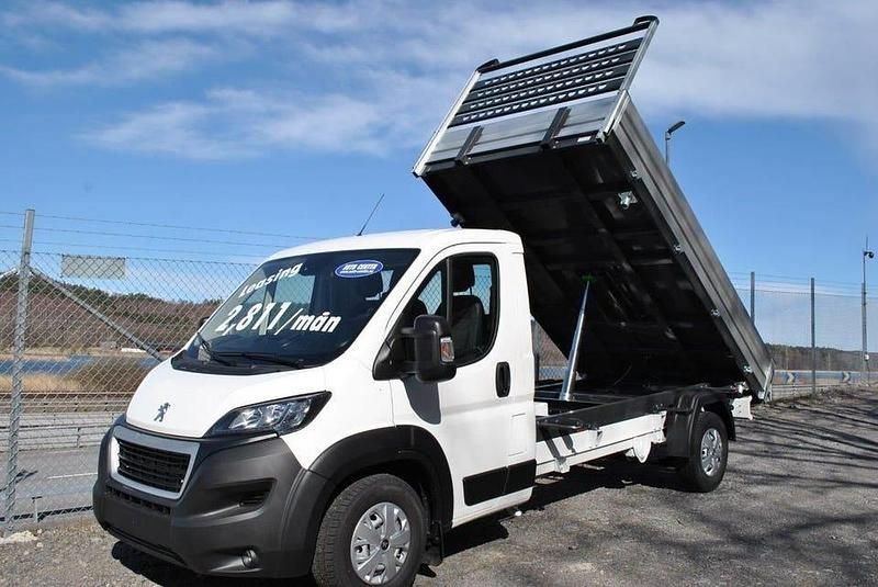 Begagnad Peugeot Boxer 165 HK (121 kW) 2024 Vit Van