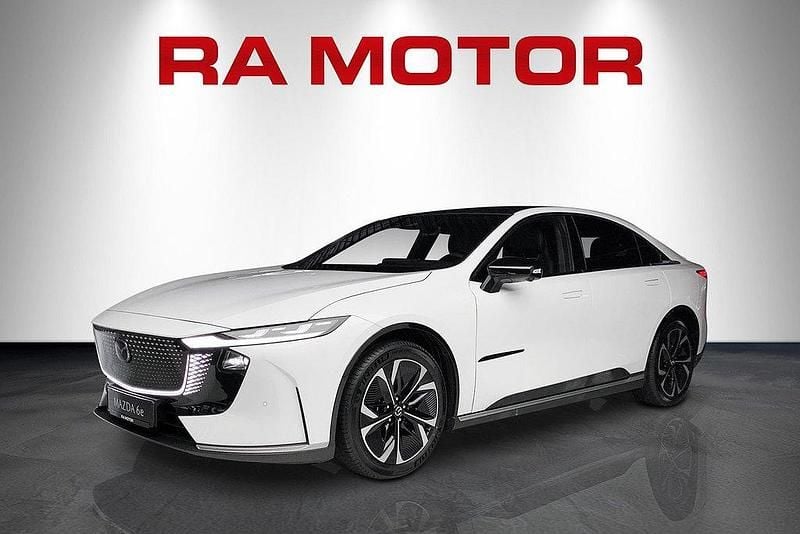 Vit Ny 2025 Mazda 6e Takumi-Line Sedan | 464 530 kr - Bild 1/4