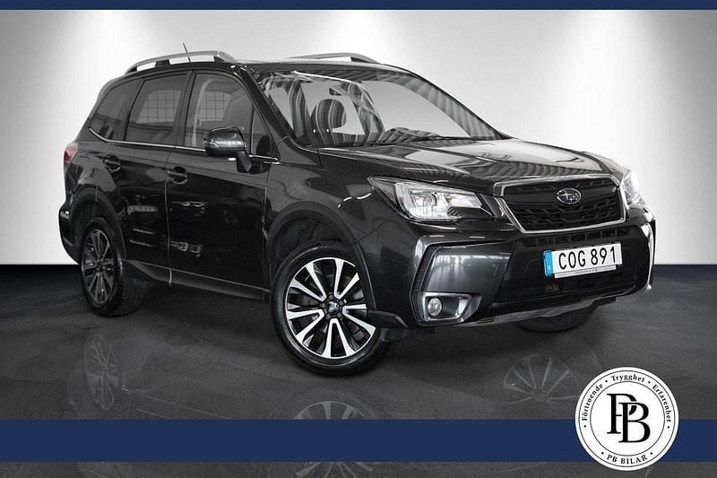 Mörkgrå Begagnad 2016 Subaru Forester SUV | 199 900 kr (Marknadspris) - Bild 1/3