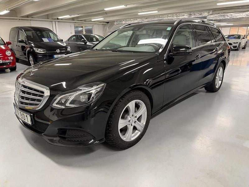 Begagnad Mercedes E220 170 HK (125 kW) 2013 Svart Kombi