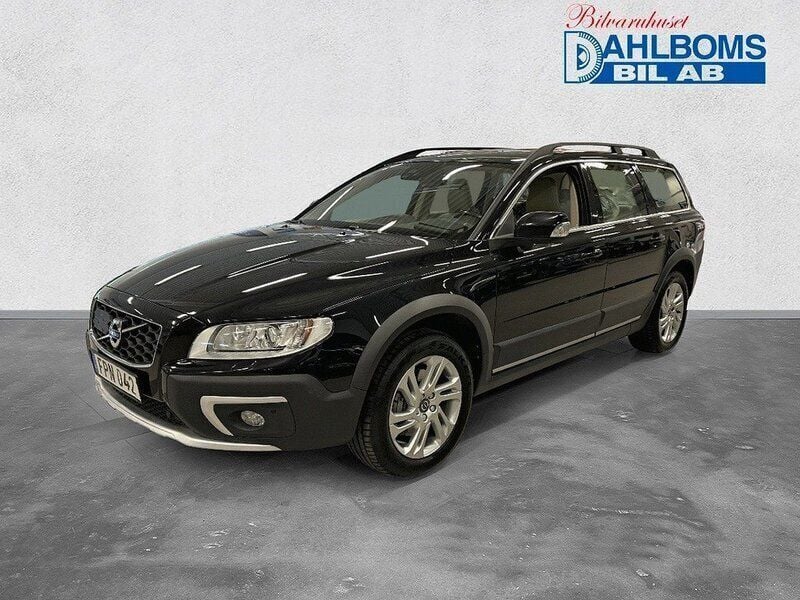 Svart Begagnad 2015 Volvo XC70 Momentum SUV | 239 900 kr (Marknadspris) - Bild 1/2