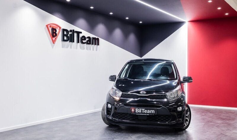 Svart Begagnad 2019 Kia Picanto Halvkombi | 74 900 kr (Marknadspris) - Bild 1/4