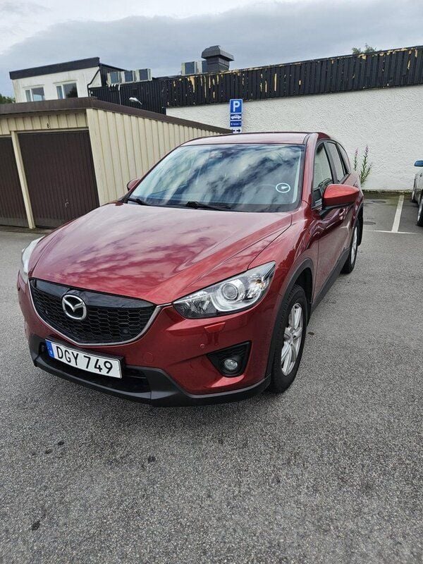 Röd Begagnad 2014 Mazda CX-5 SUV | 159 000 kr (Marknadspris) - Bild 1/4