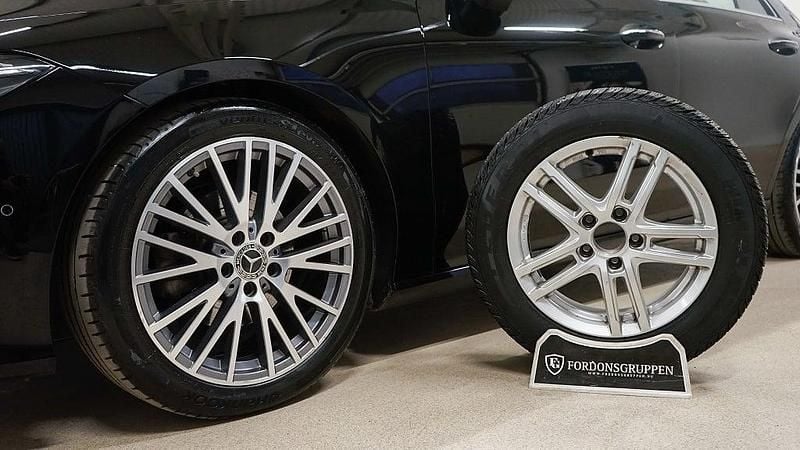 Begagnad Mercedes CLA180 SE 136 HK (100 kW) 2019 Svart Sedan