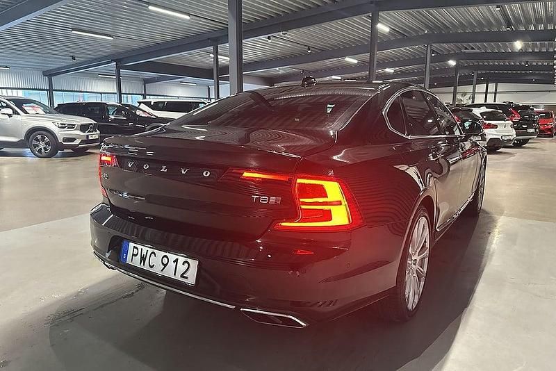 Begagnad Volvo S90 Inscription 320 HK (235 kW) 2018 Svart Sedan