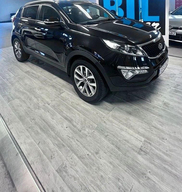 Svart Begagnad 2014 Kia Sportage Comfort SUV | 89 000 kr (Marknadspris) - Bild 1/4