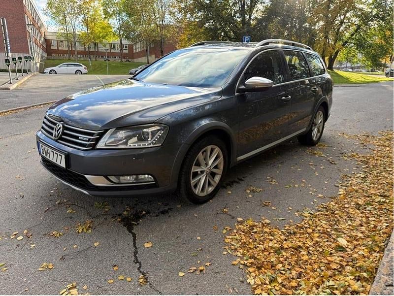Begagnad 2015 VW Passat Alltrack Kombi | 65 500 kr (Marknadspris) - Bild 1/4