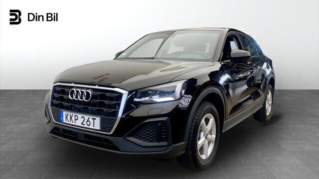 Brilliantsvart Begagnad 2023 Audi Q2 Proline SUV | 239 000 kr (Marknadspris) - Bild 1/4