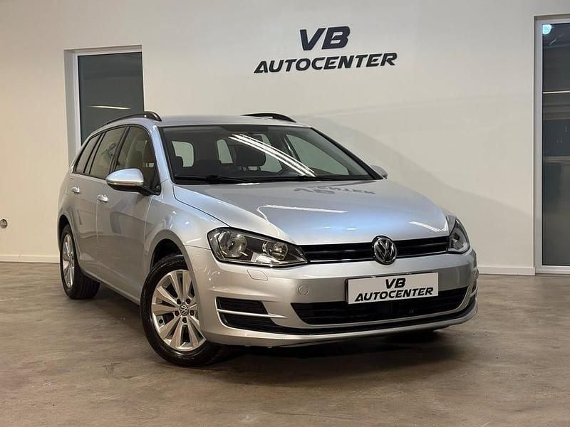Begagnad VW Golf VII 105 HK (77 kW) 2015 Silver Kombi