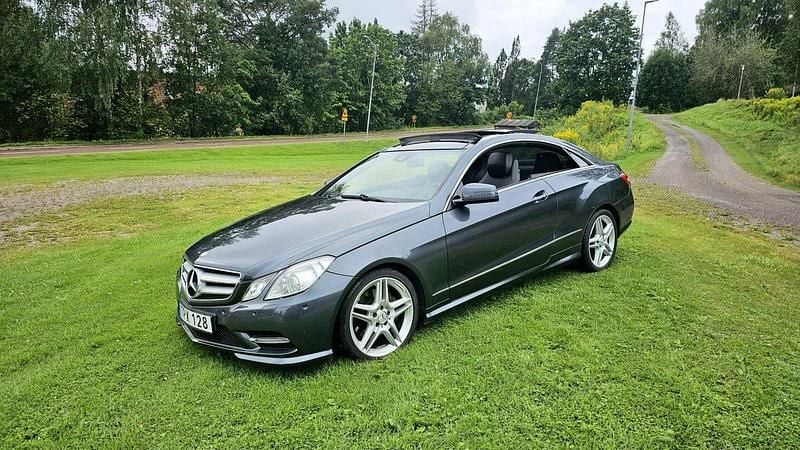 Grå Begagnad 2012 Mercedes E220 AMG Sportkupé | 128 000 kr (Marknadspris) - Bild 1/4