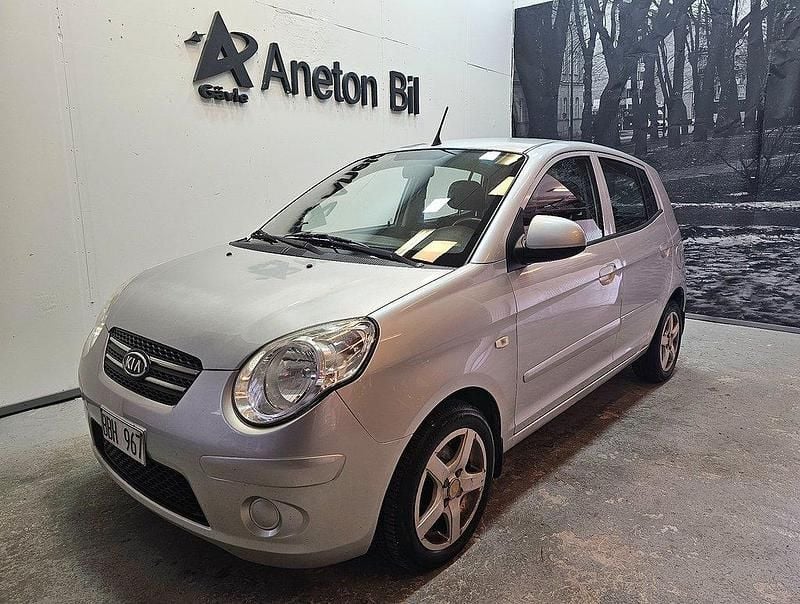 Silver Begagnad 2009 Kia Picanto Halvkombi | 39 900 kr (Dyr) - Bild 1/4