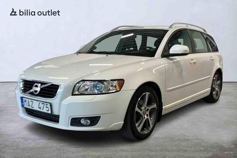 Vit Begagnad 2012 Volvo V50 Kombi | 84 000 kr - Bild 1/1