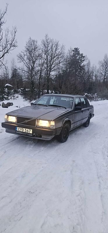 Begagnad 1988 Volvo 740 | 25 499 kr - Bild 1/4