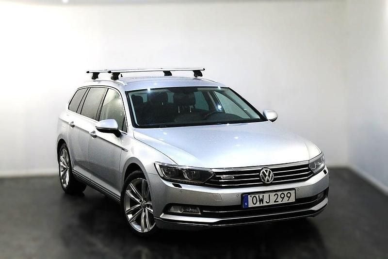 Silver Begagnad 2015 VW Passat Kombi | 129 900 kr (Marknadspris) - Bild 1/4