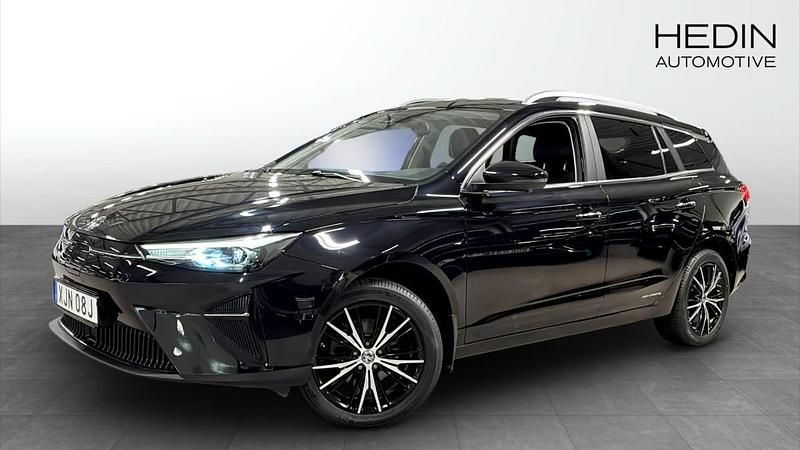 Svart (black) Begagnad 2021 MG MG5 EV Luxury Kombi | 224 900 kr (Lite dyr) - Bild 1/4