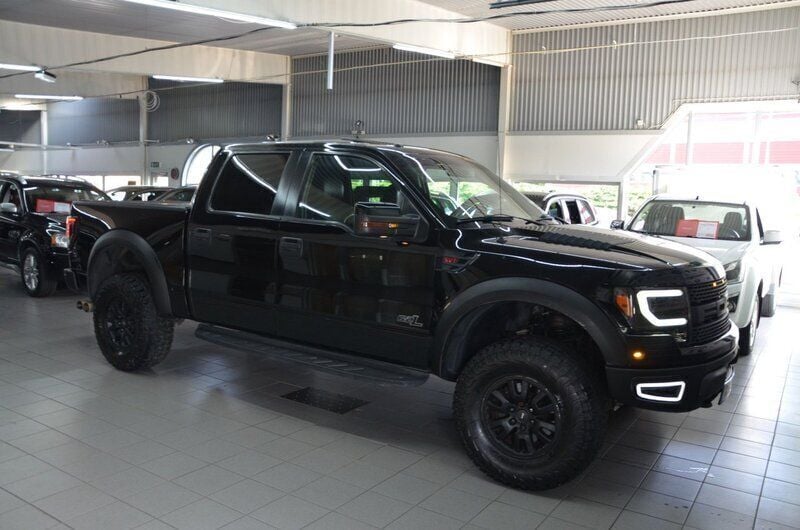 Svart Begagnad 2011 Ford F-150 Raptor Pickup | 369 900 kr - Bild 1/4