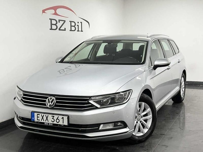 Silver Begagnad 2015 VW Passat Kombi | 109 900 kr (Bra pris) - Bild 1/4