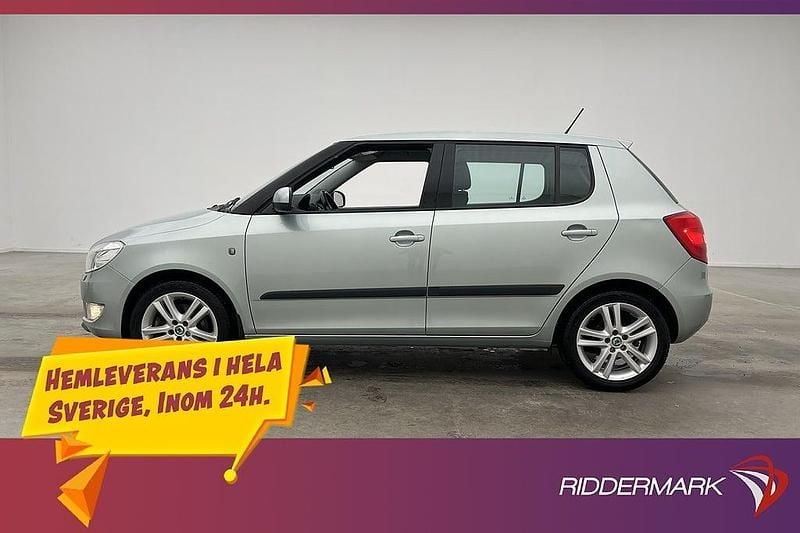 Begagnad Skoda Fabia Elegance 105 HK (77 kW) 2011 Lgrå Halvkombi