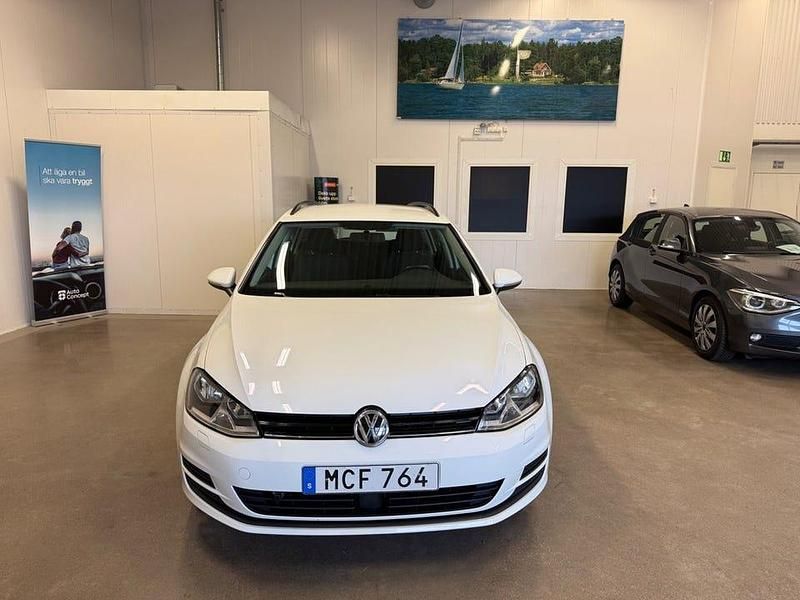 Begagnad VW Golf VII 110 HK (80 kW) 2017 Vit