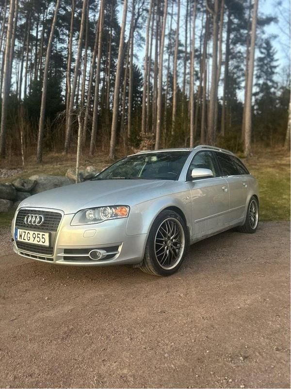 Silver Begagnad 2005 Audi A4 Comfort Kombi | 8 500 kr (Superpris) - Bild 1/4