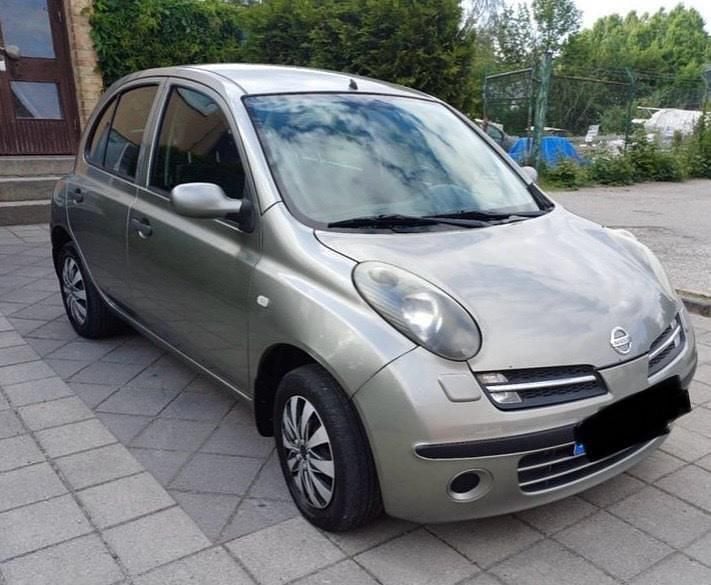 Grå Begagnad 2007 Nissan Micra Halvkombi | 26 000 kr (Marknadspris) - Bild 1/4