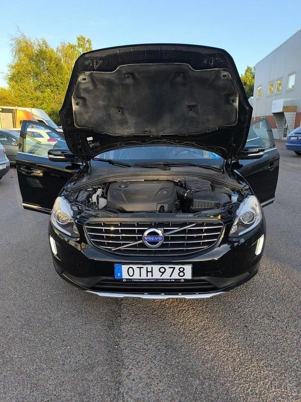 Svart Begagnad 2015 Volvo XC60 Summum SUV | 155 000 kr (Marknadspris) - Bild 1/4