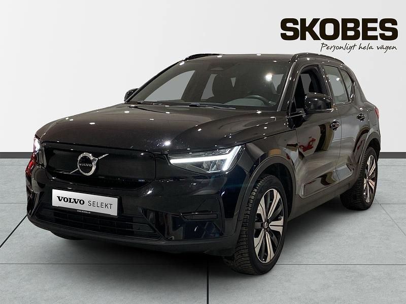Begagnad Volvo XC40 Single Motor 175 kW (238 HK) 2023 Svart SUV