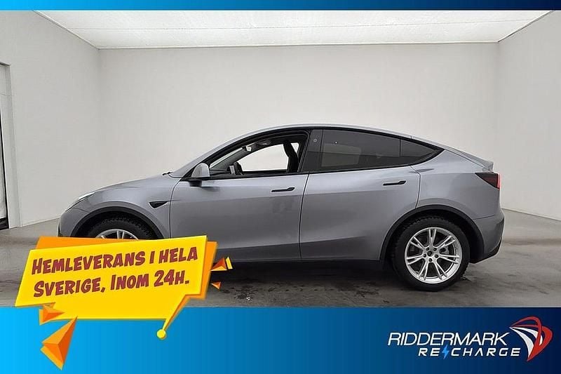 Grå Begagnad 2024 Tesla Model Y Long Range AWD SUV | 519 900 kr (Dyr) - Bild 1/3