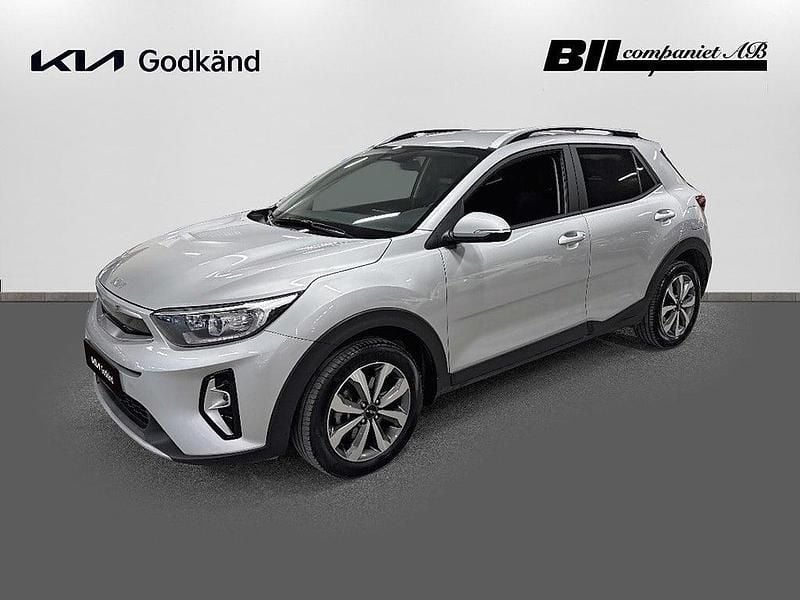 Grå Begagnad 2021 Kia Stonic Advance SUV | 209 000 kr (Lite dyr) - Bild 1/4